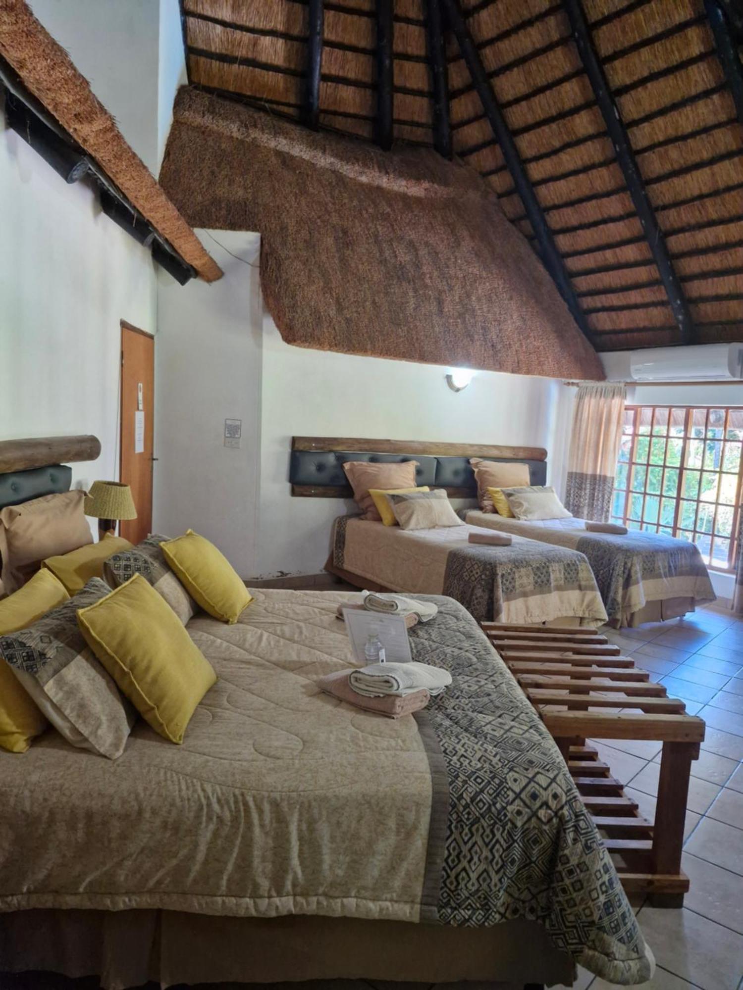 African Ambience Guest House Saint Lucia Estuary Extérieur photo