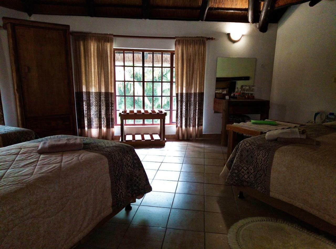 African Ambience Guest House Saint Lucia Estuary Extérieur photo
